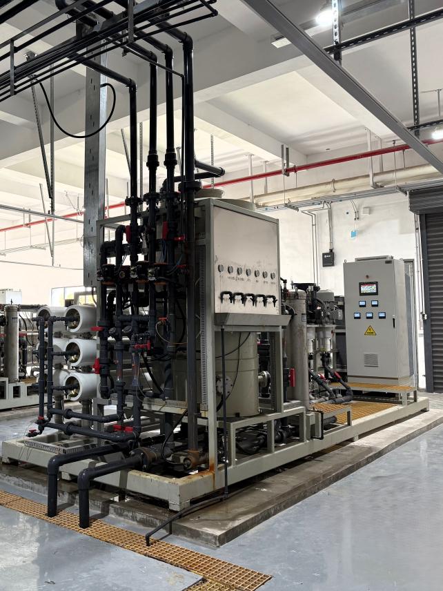 200TPD Large Scale RO Seawater Desalination System(images 25)