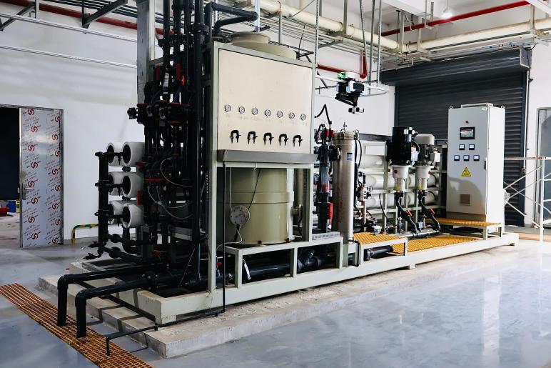 200TPD Large Scale RO Seawater Desalination System(images 24)